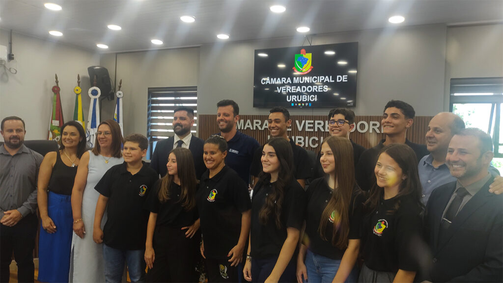 Juventude assume Parlamento através do Projeto Vereador Mirim