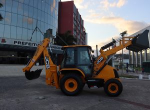 Nova Retroescavadeira em São Jose